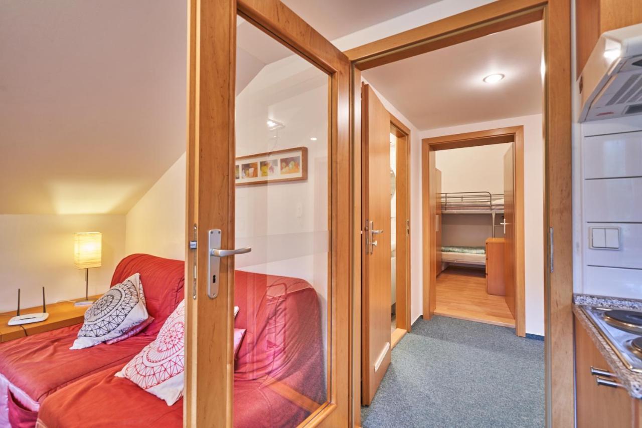 Poustevnik Apartments 페츠포드 스녜즈코우 외부 사진
