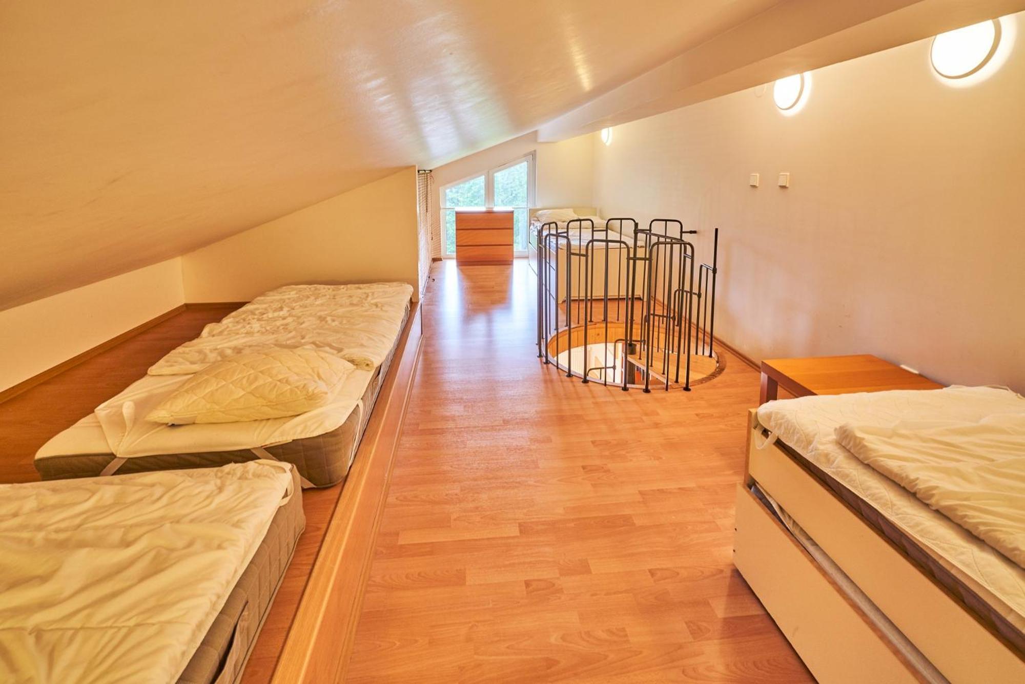 Poustevnik Apartments 페츠포드 스녜즈코우 객실 사진